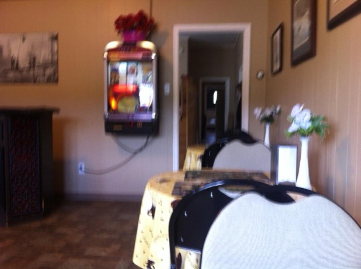 Gloria'S Bnb Avondale Экстерьер фото